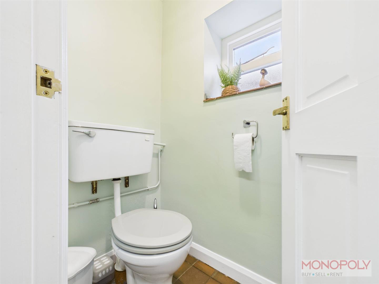 High Street, Overton, LL13, photo 27