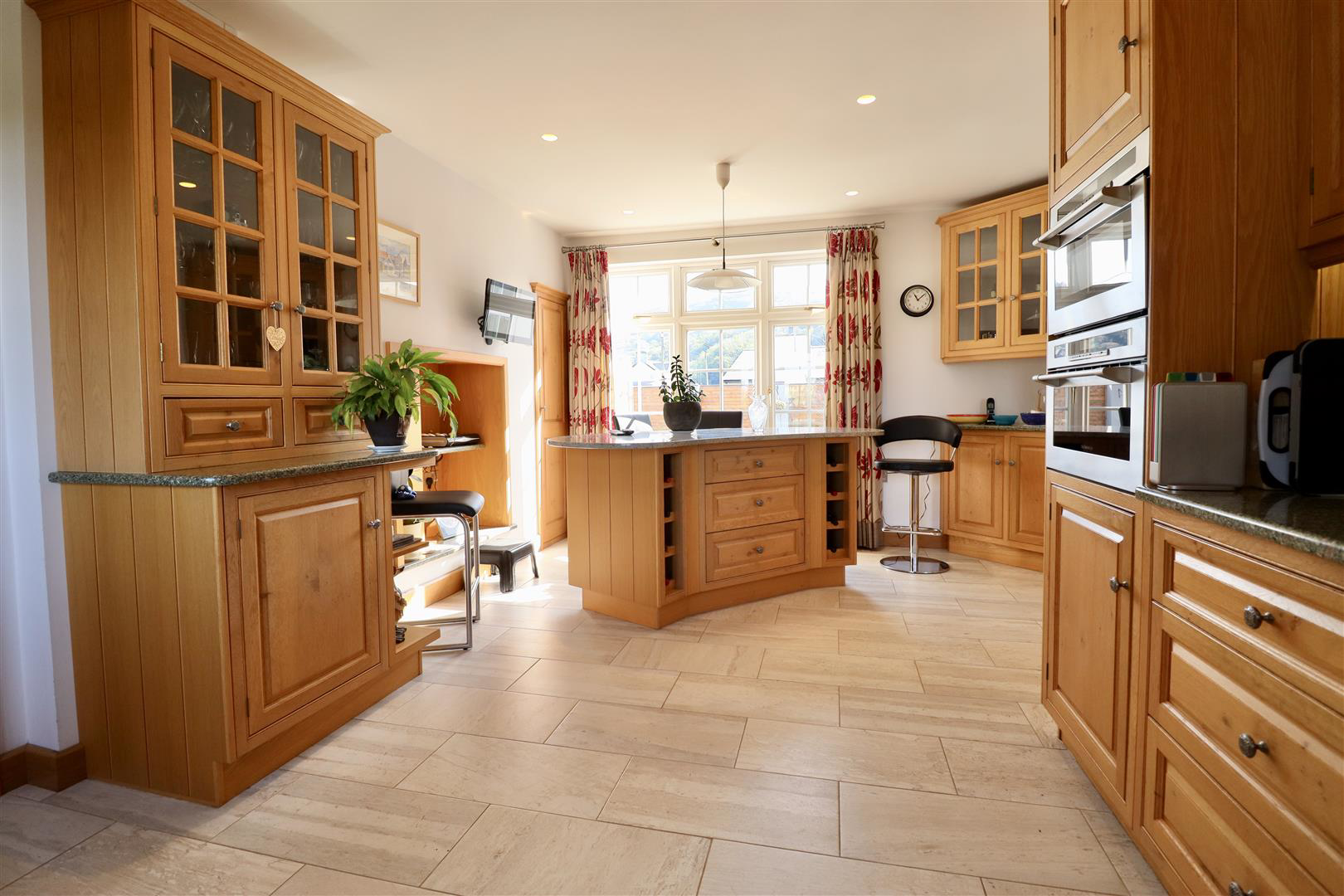 Beach Road, Harlech, LL46, photo 10