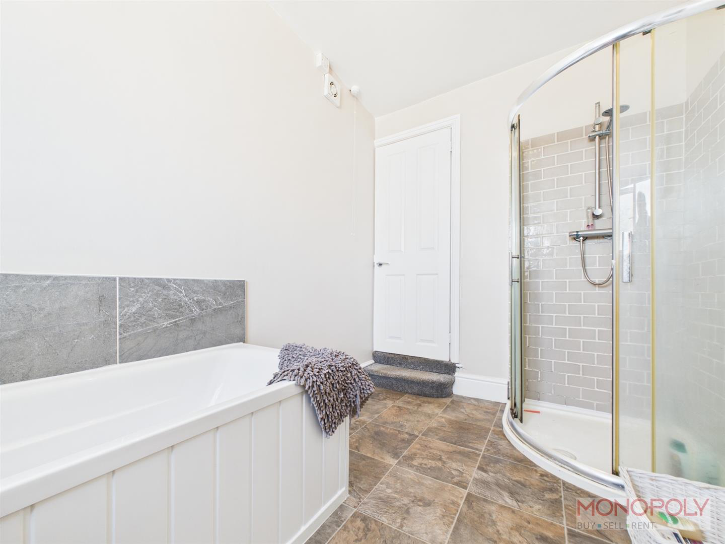 Trinity Street, Rhostyllen, LL14, photo 8