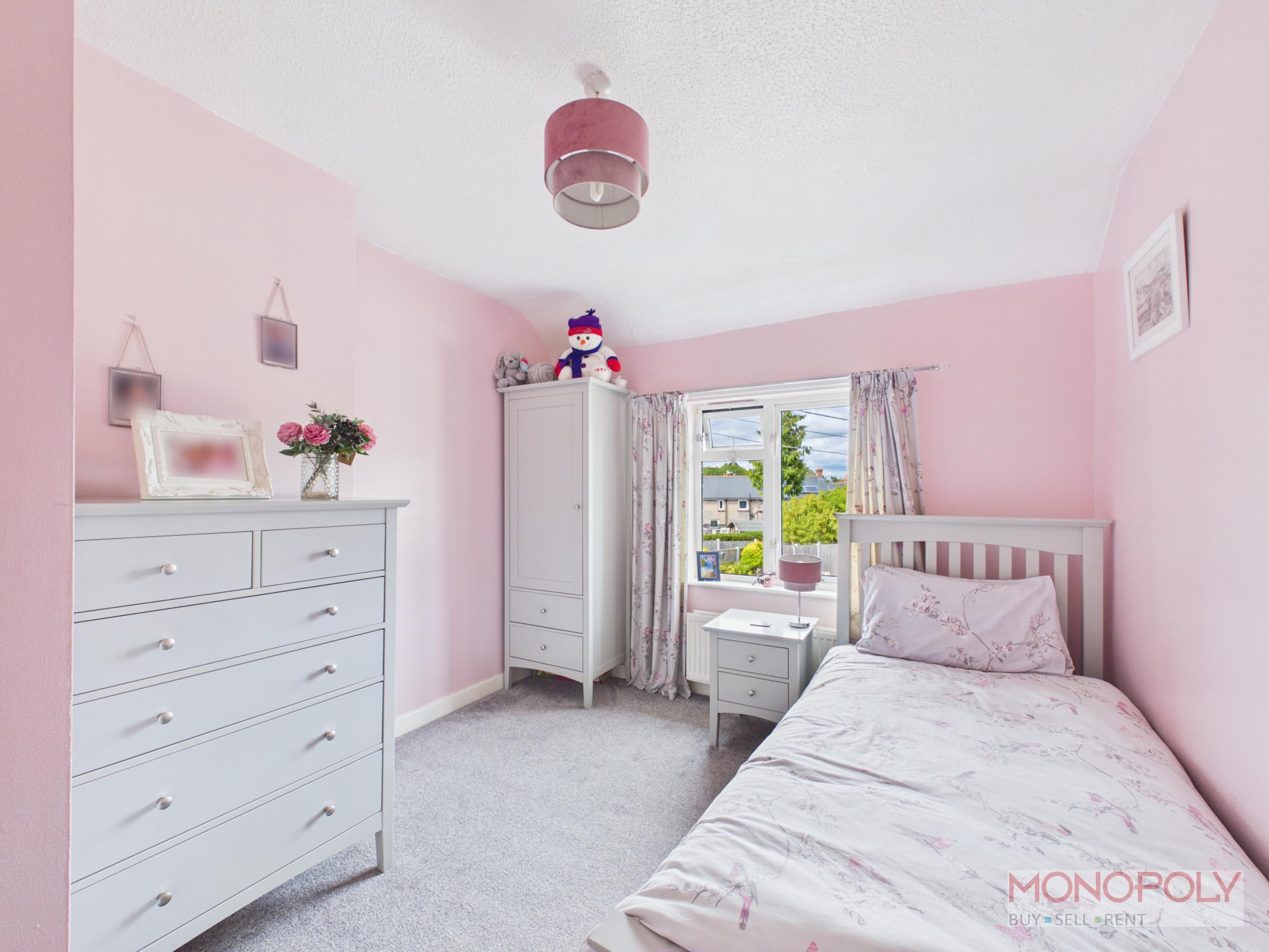 East Avenue, Ruabon, LL14, photo 8