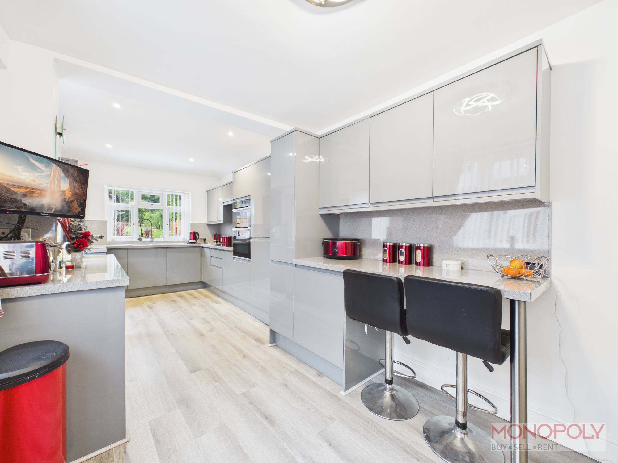 Park Avenue, Wrexham, LL12, photo 5