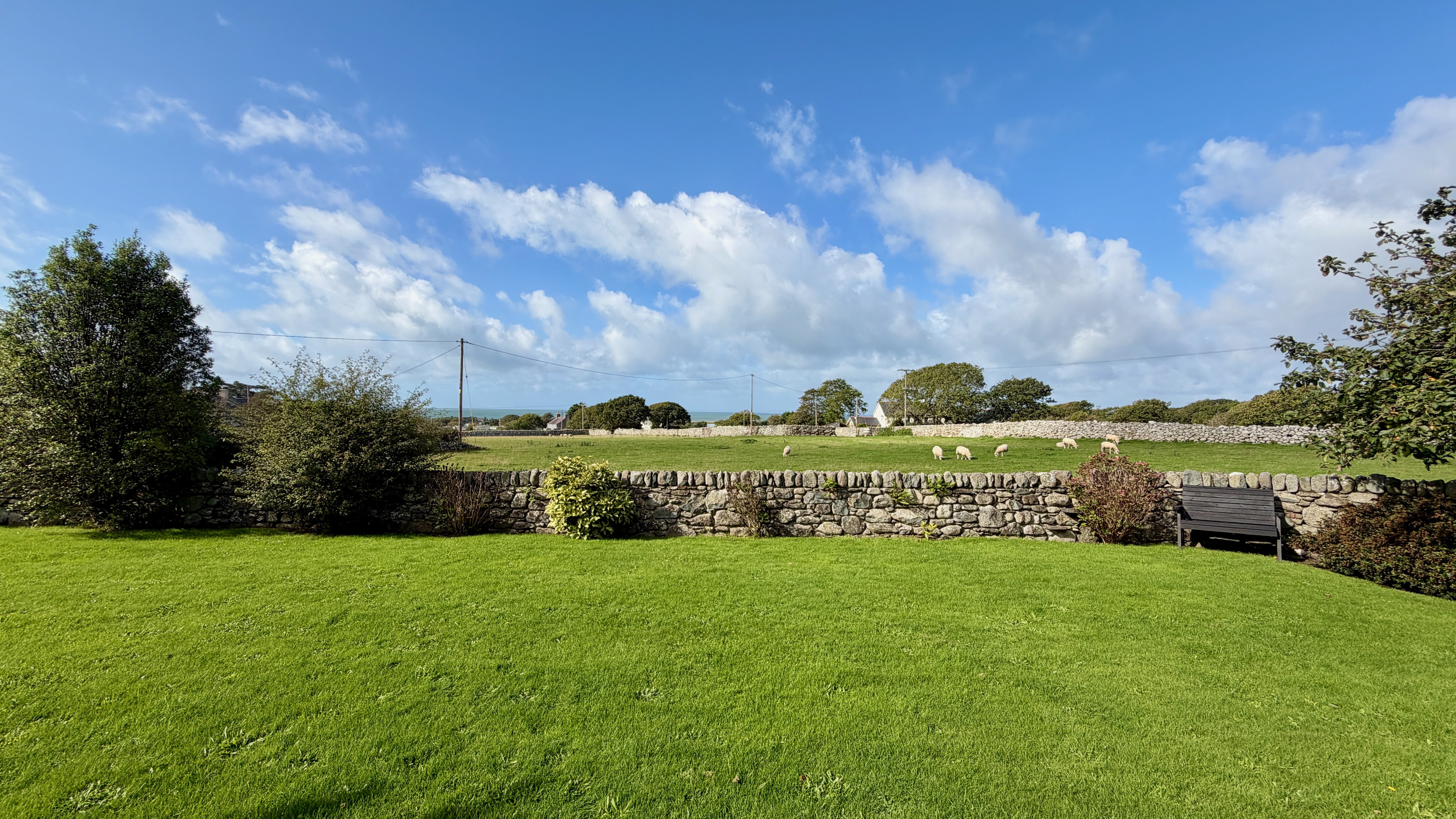Ffordd Glan Mor, Talybont, LL43, photo 29