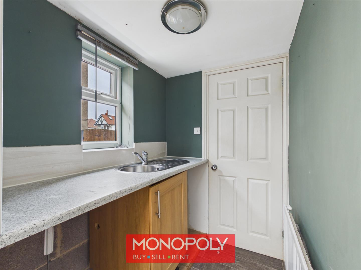 Kensington Avenue, Old Colwyn, LL29, photo 10