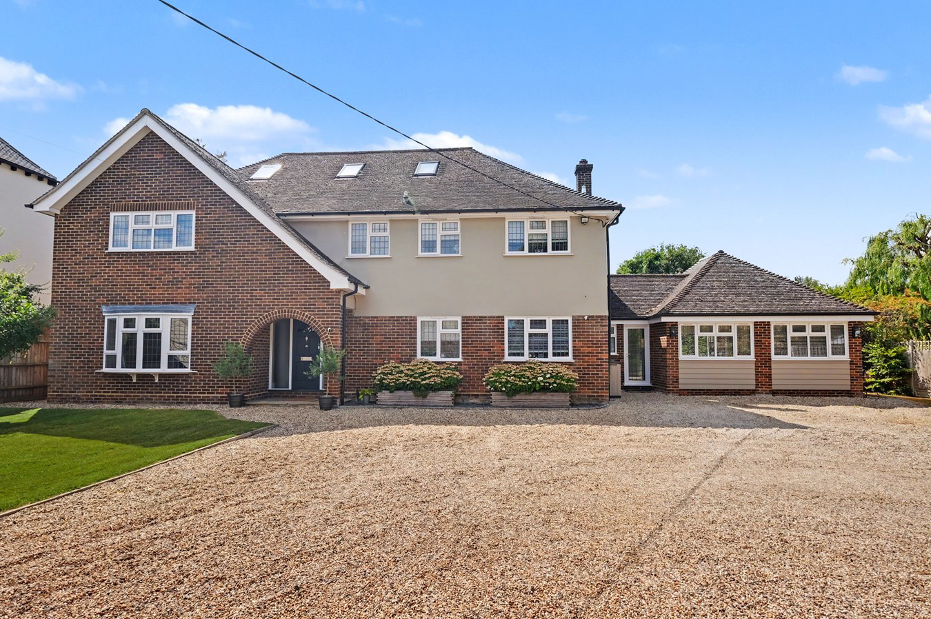 Sandon Hall Bridleway, Howe Green, Chelmsford, CM2