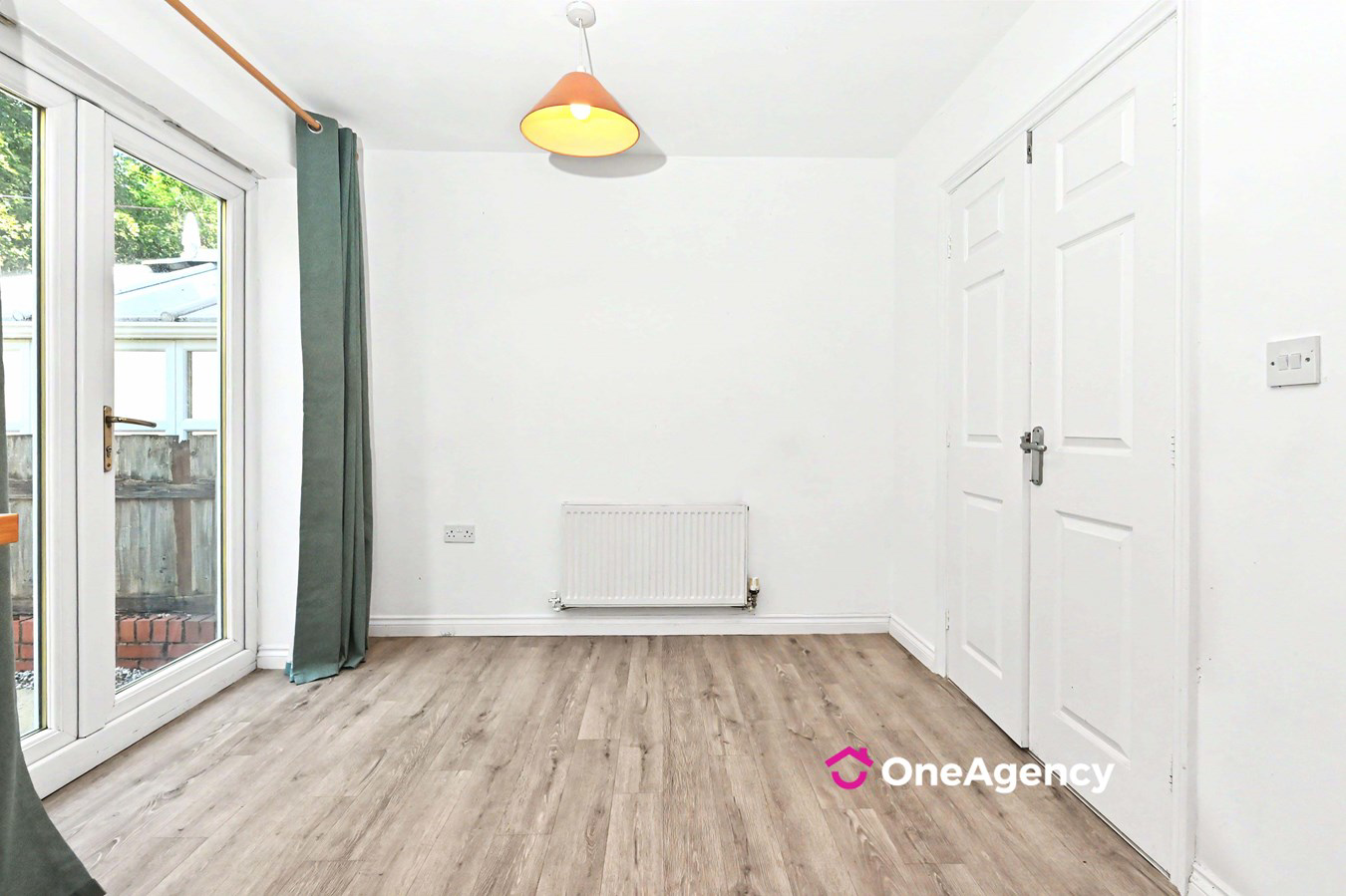 Treacle Row, Silverdale, Newcastle-under-Lyme, ST5, photo 7