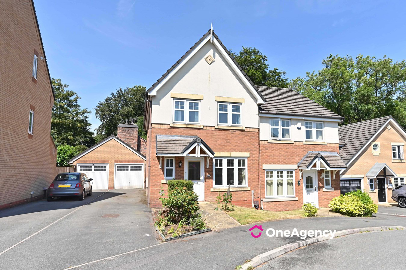 Treacle Row, Silverdale, Newcastle-under-Lyme, ST5