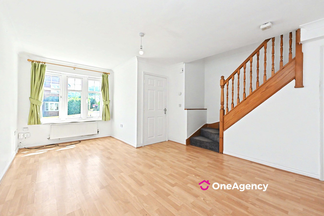 Treacle Row, Silverdale, Newcastle-under-Lyme, ST5, photo 2
