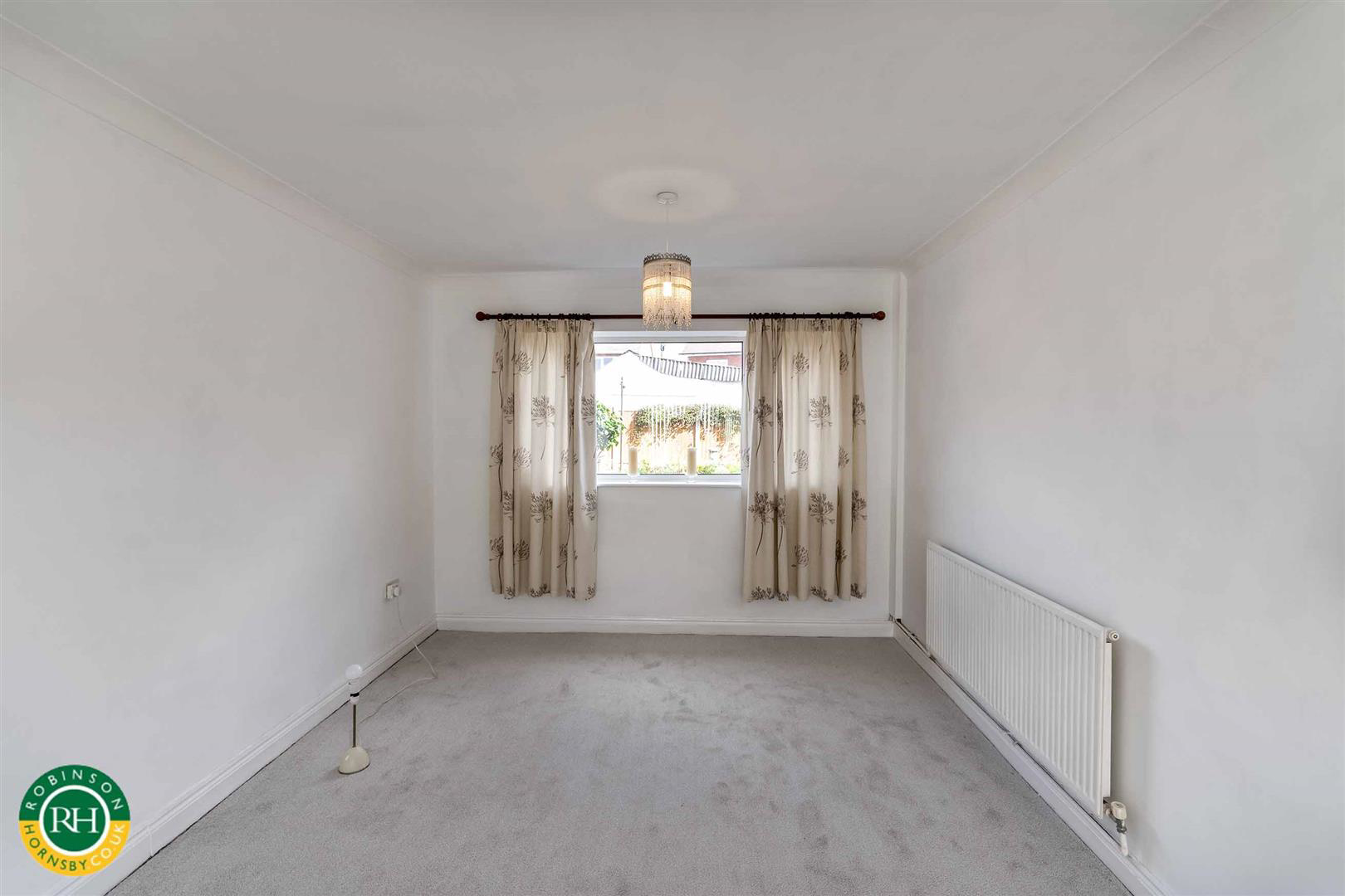 Sunnyside, Edenthorpe, Doncaster, photo 7