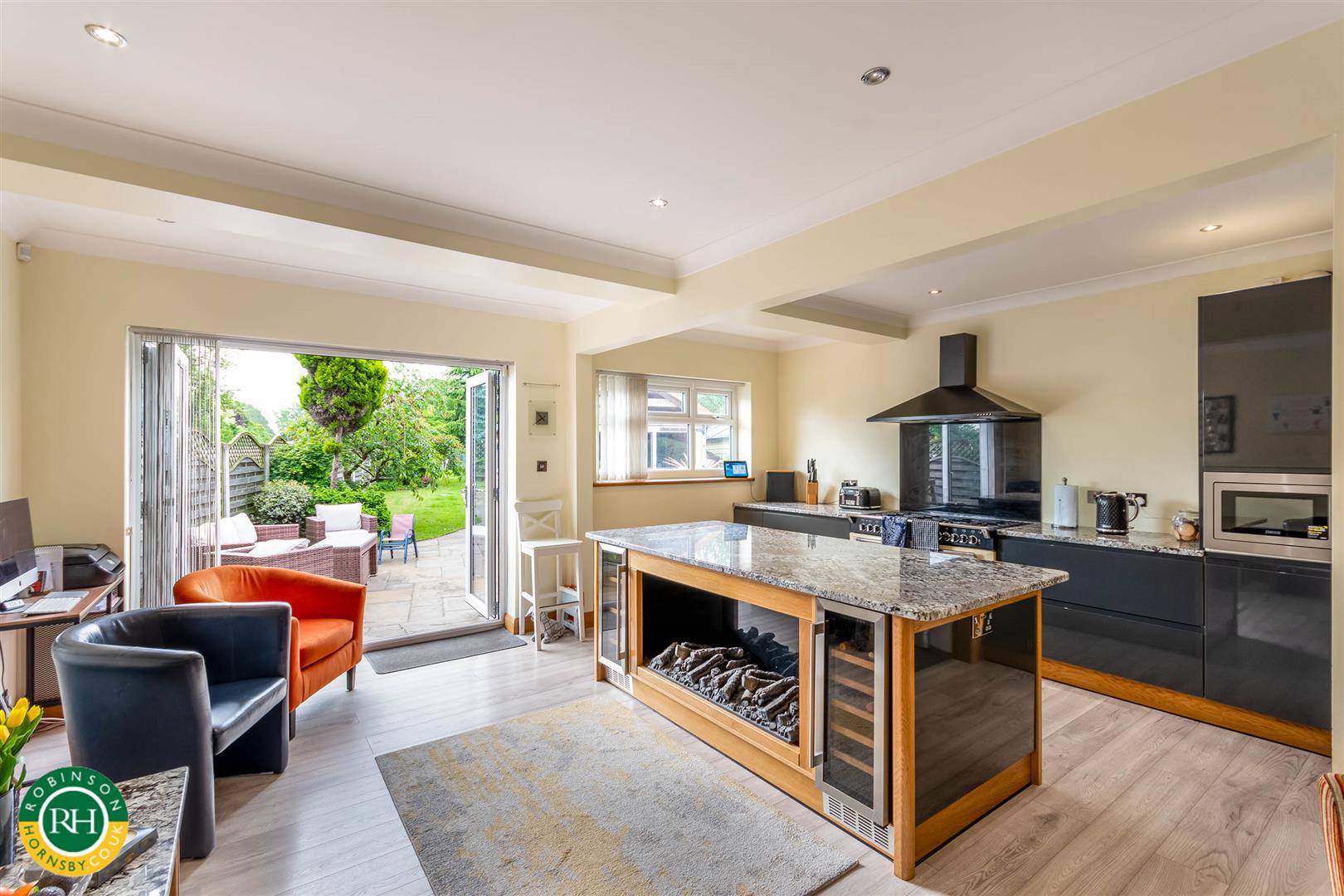 Sheffield Road, Warmsworth, Doncaster, photo 4