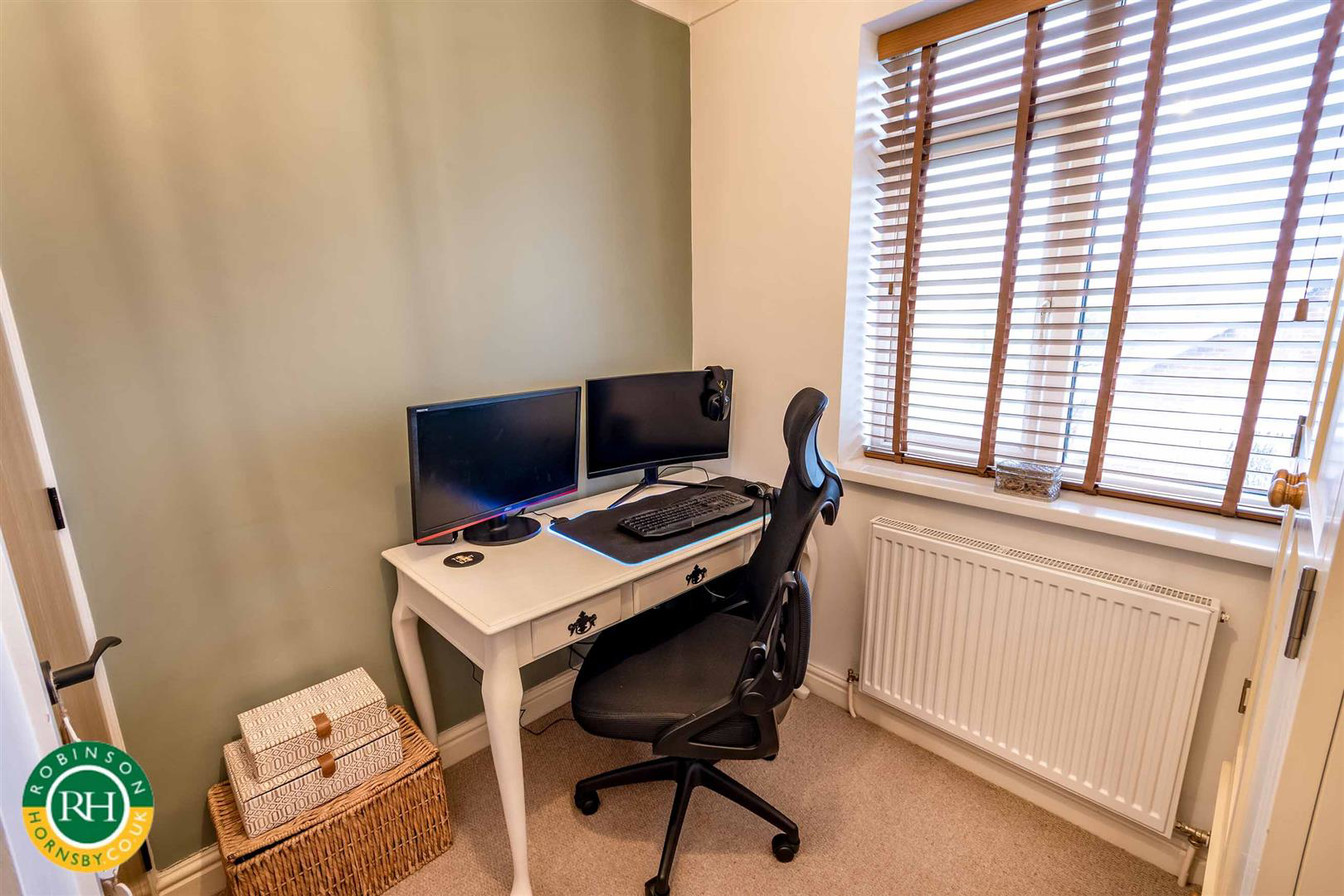 Crossland Gardens, Tickhill, Doncaster, photo 10