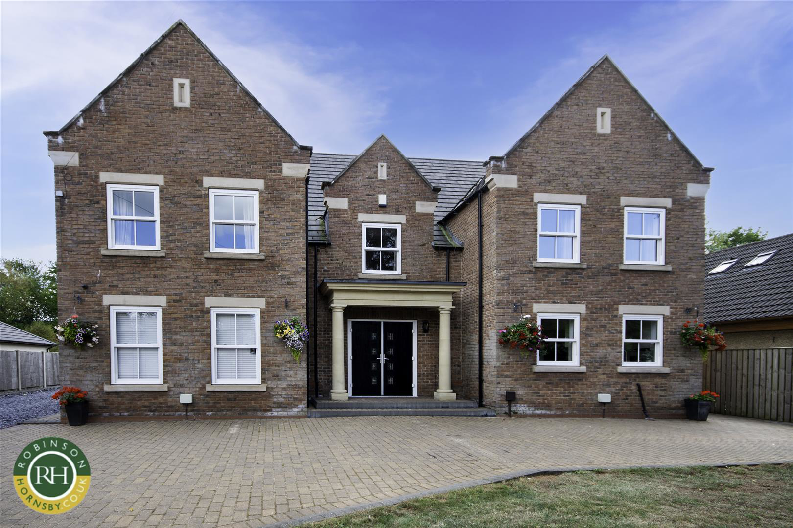 Thorne Road, Doncaster, photo 39