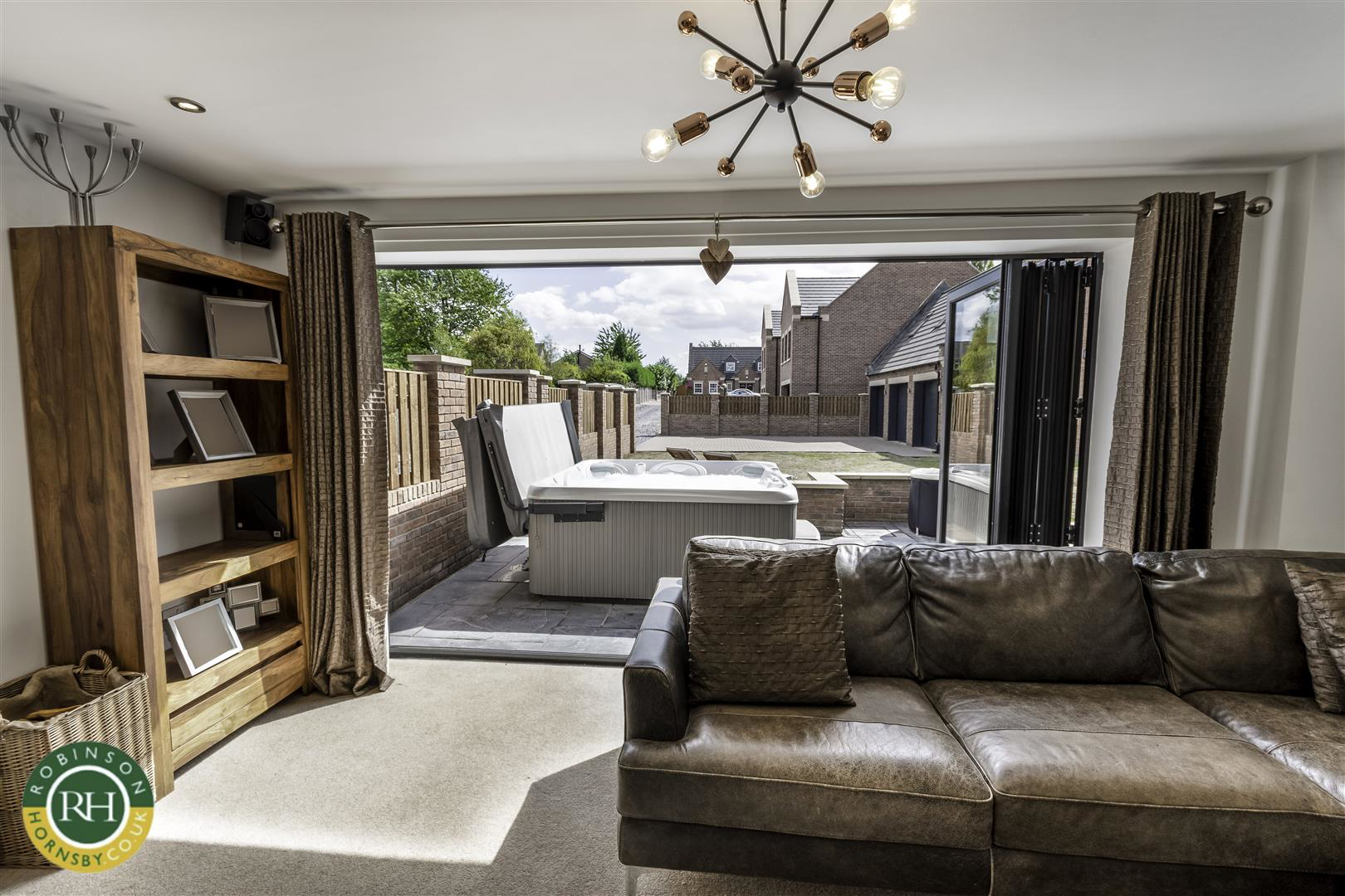 Thorne Road, Doncaster, photo 16