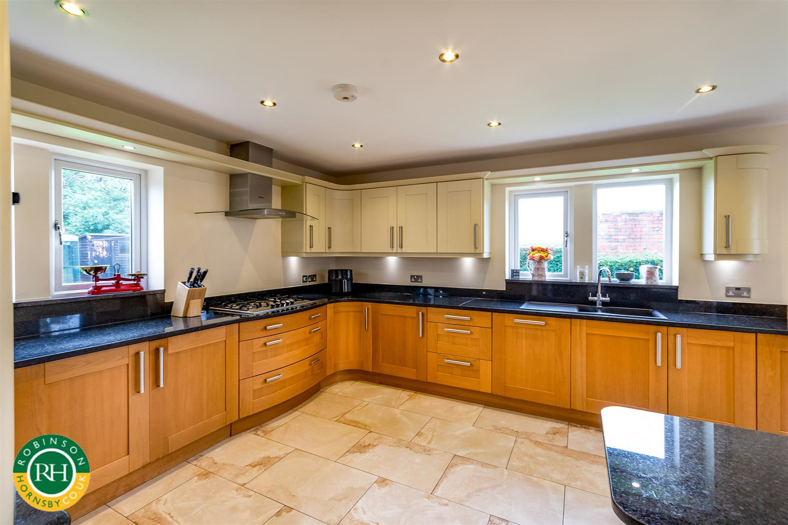 The Sycamores, Scawthorpe, Doncaster, photo 6