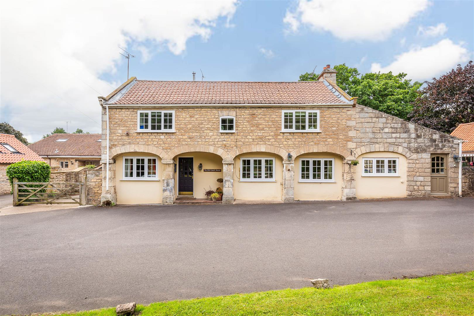 The Yews, Firbeck, Worksop, photo 41