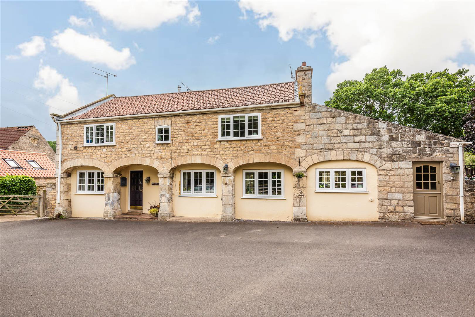 The Yews, Firbeck, Worksop, photo 42
