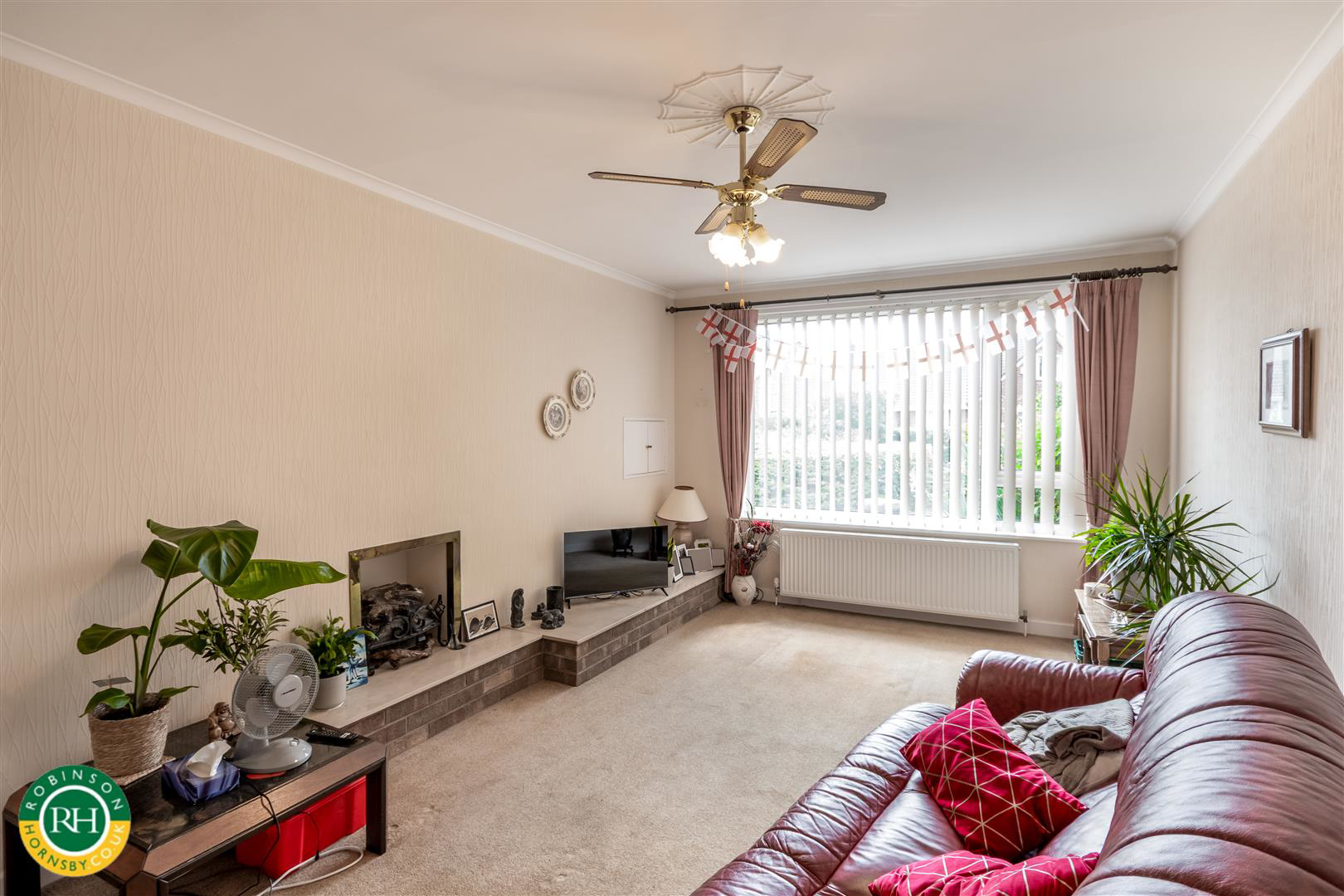 St. Marys Crescent, Tickhill, Doncaster, photo 3