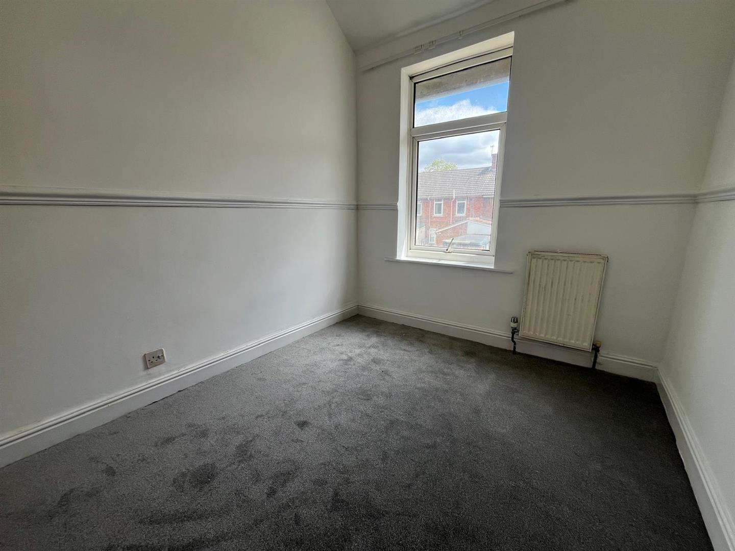 Beech Grove, Bentley, photo 7