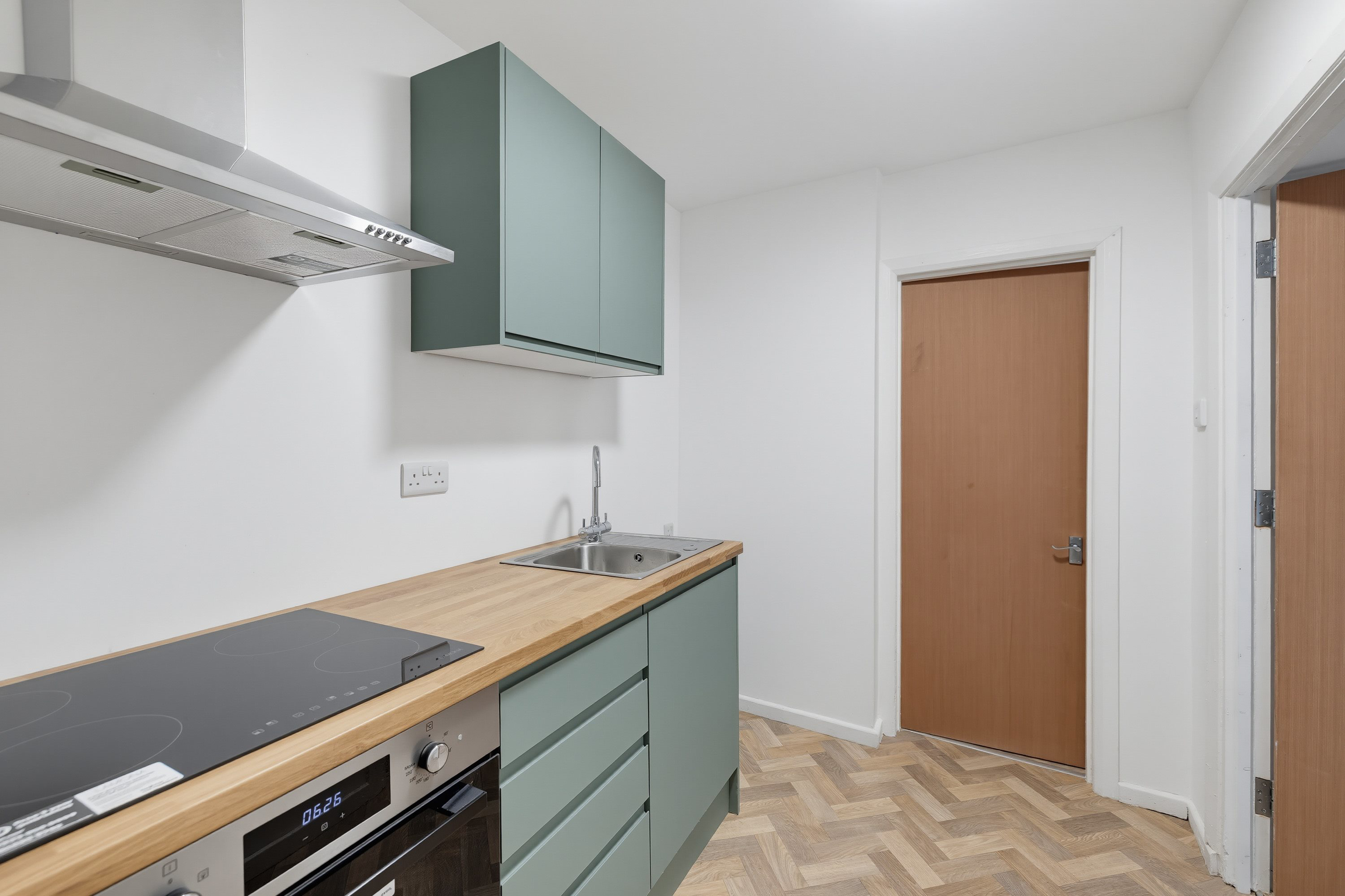 13 Station Road, Plymouth, photo 4