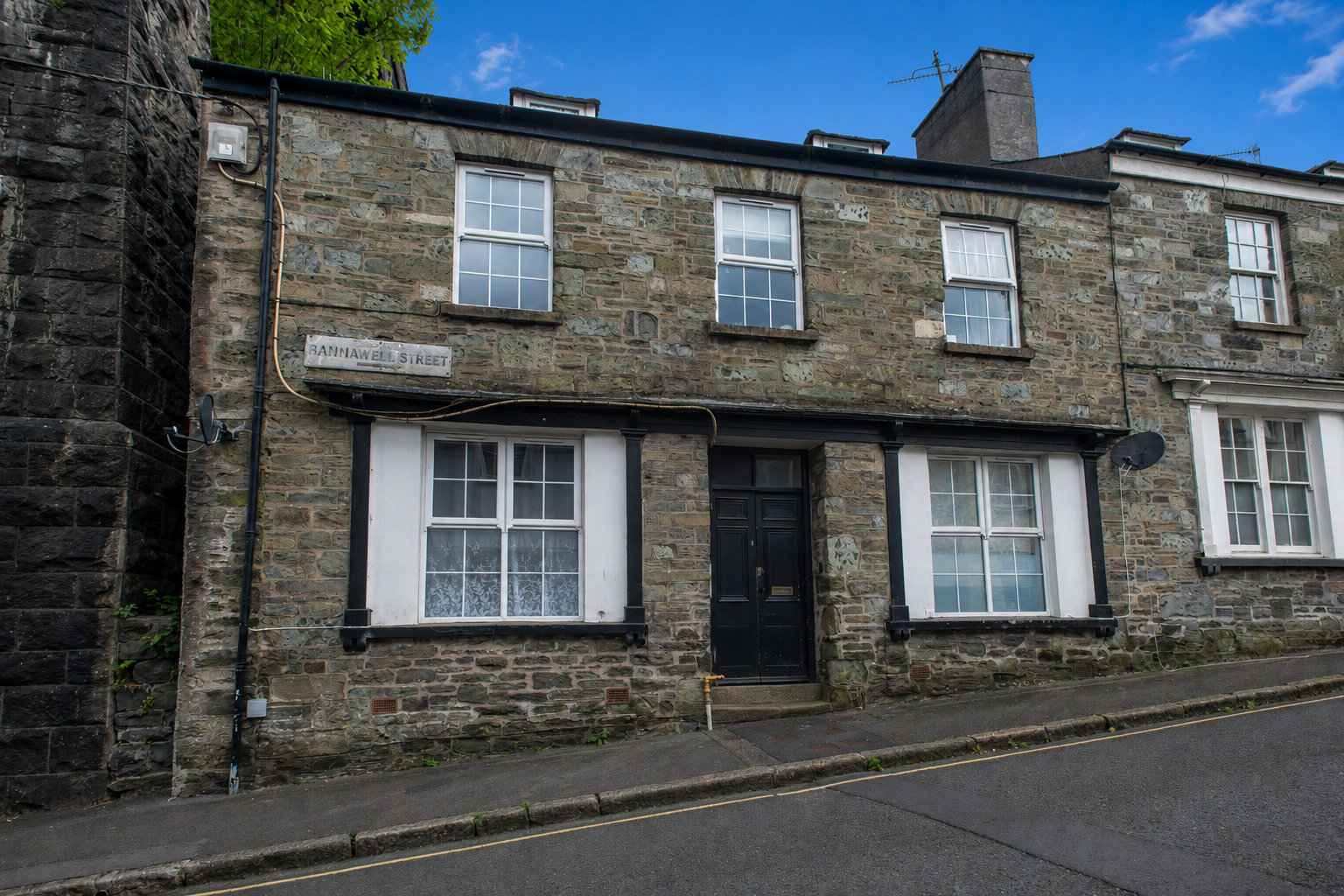 Bannawell Street, Tavistock, PL19 0DJ, photo 2