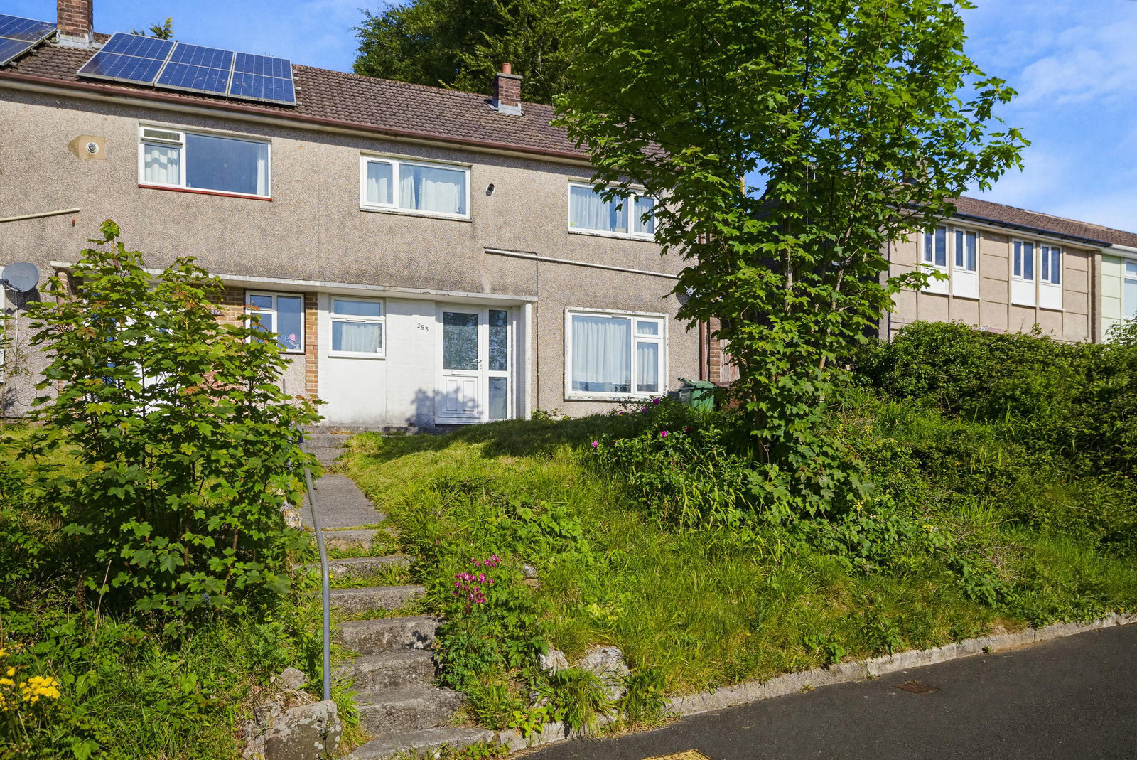 Bampfylde Way, Southway Plymouth, Devon, PL6 6SZ