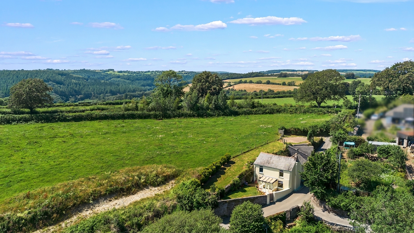 Milton Combe, Yelverton, PL20