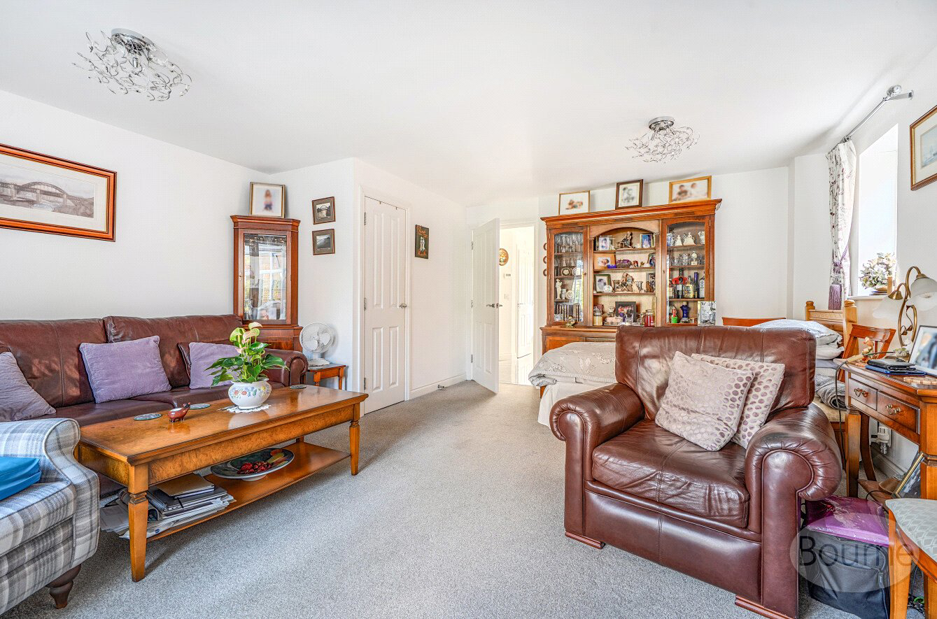 Leachman Way, Petersfield, Hampshire, GU31, photo 18