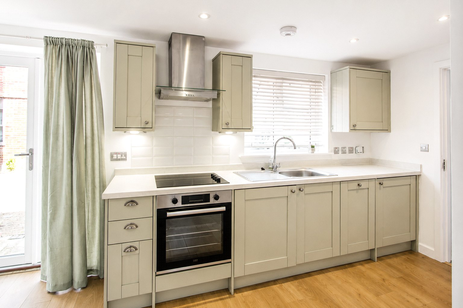 Old Drum Mews, Petersfield, Hampshire, GU32, photo 3