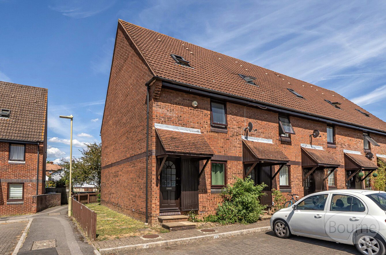 Meon Close, Petersfield, Hampshire, GU32