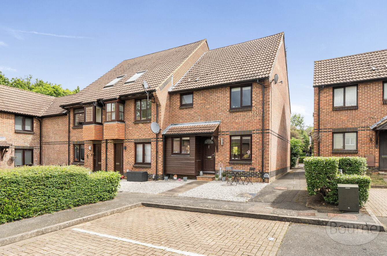 Dairymans Walk, Guildford, Surrey, GU4