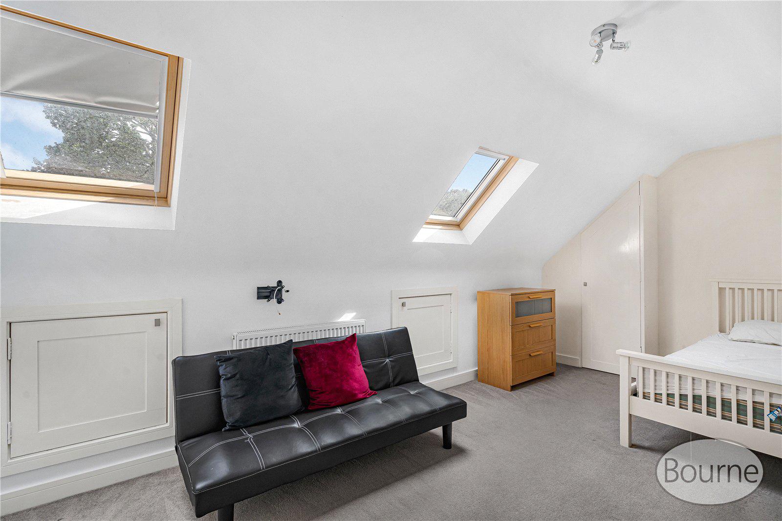 Cobbett Road, Guildford, Surrey, GU2, photo 17