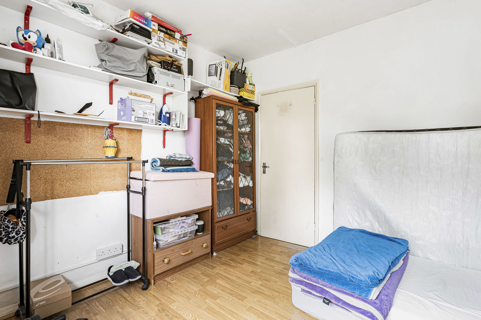 Orchard Close, Normandy, Guildford, Surrey, GU3, photo 16