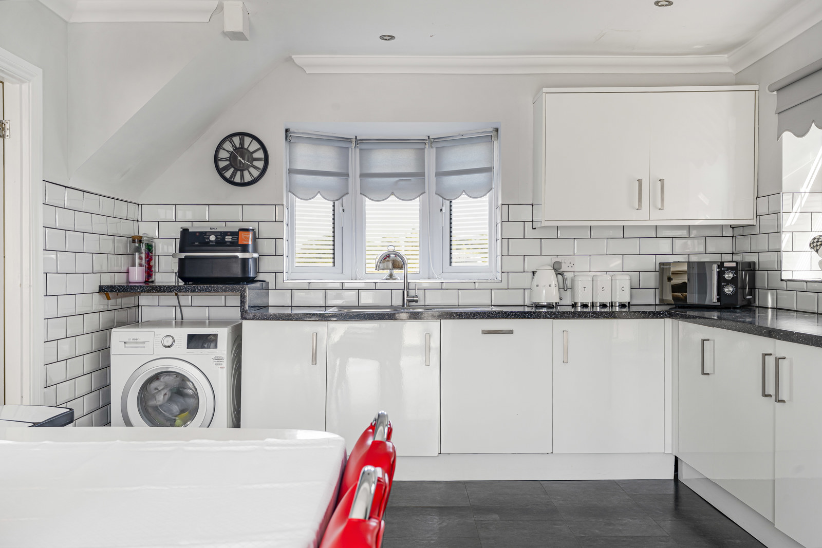 Walden Cottages, Normandy, Surrey, GU3, photo 7