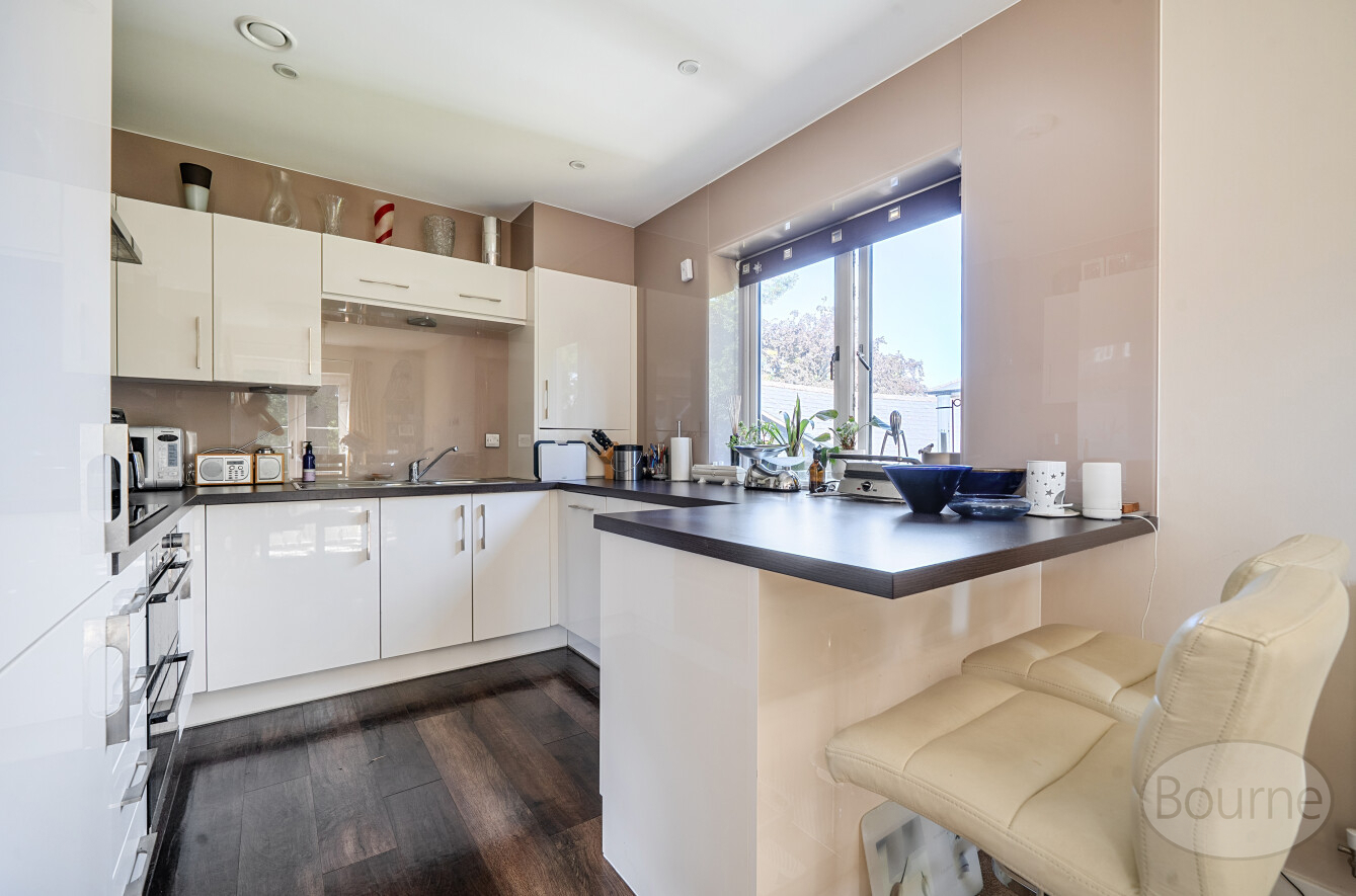 Uplands Road, Boxgrove Gardens, Guildford, GU1, photo 8