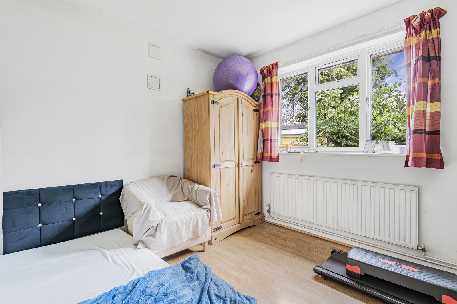 Orchard Close, Normandy, Guildford, Surrey, GU3, photo 10
