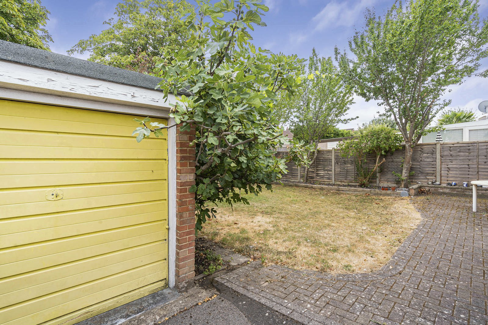 Orchard Close, Normandy, Guildford, Surrey, GU3, photo 21