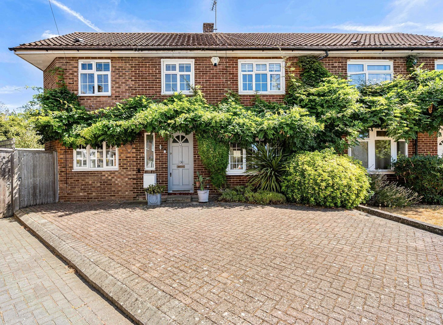 Winston Drive, Stoke D'abernon, Cobham, Surrey, KT11