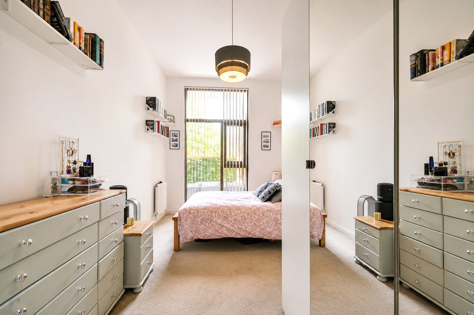 Walnut Tree Close, Guildford, Surrey, GU1, photo 6