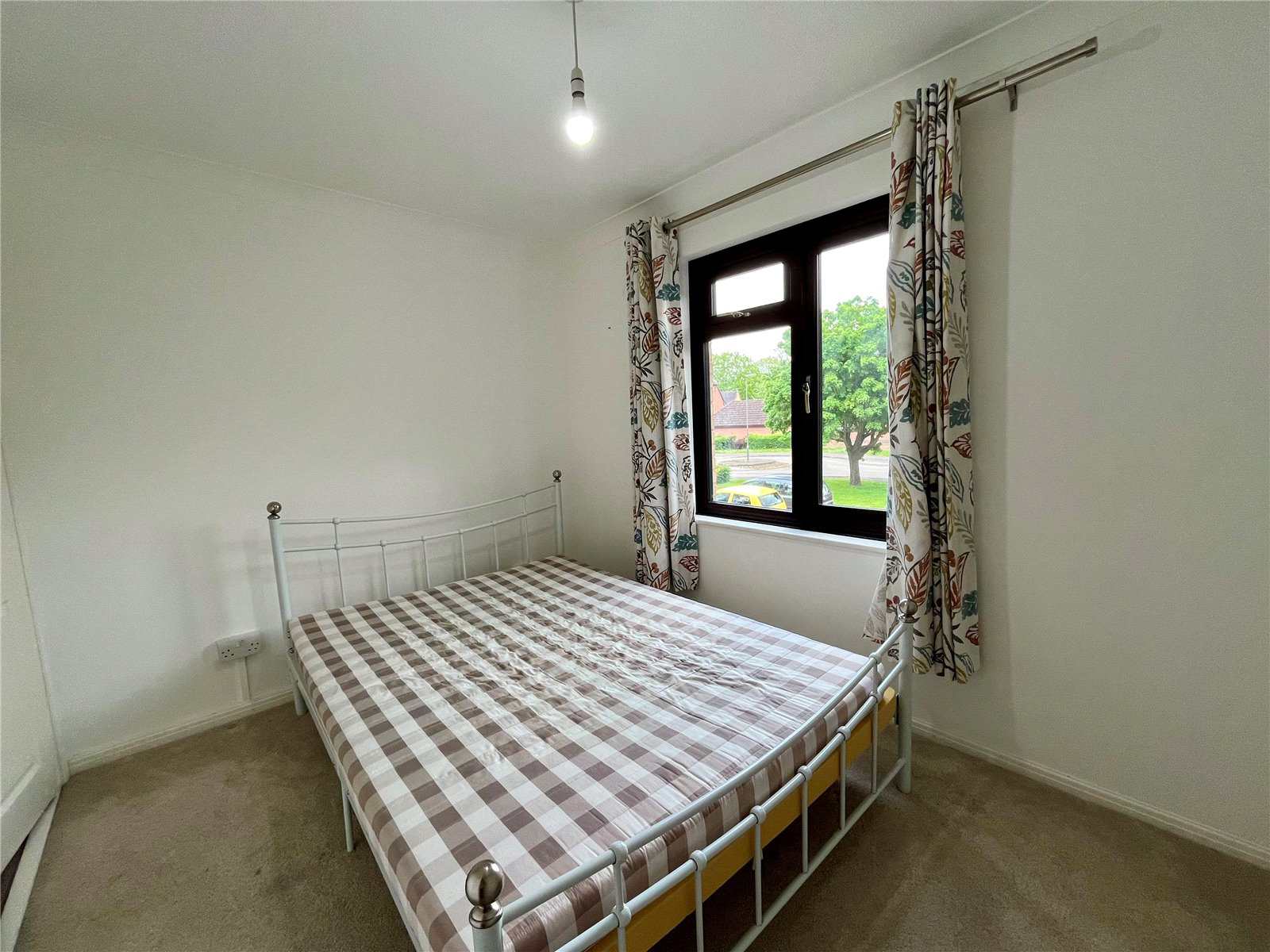 Ladygrove Drive, Guildford, Surrey, GU4, photo 4