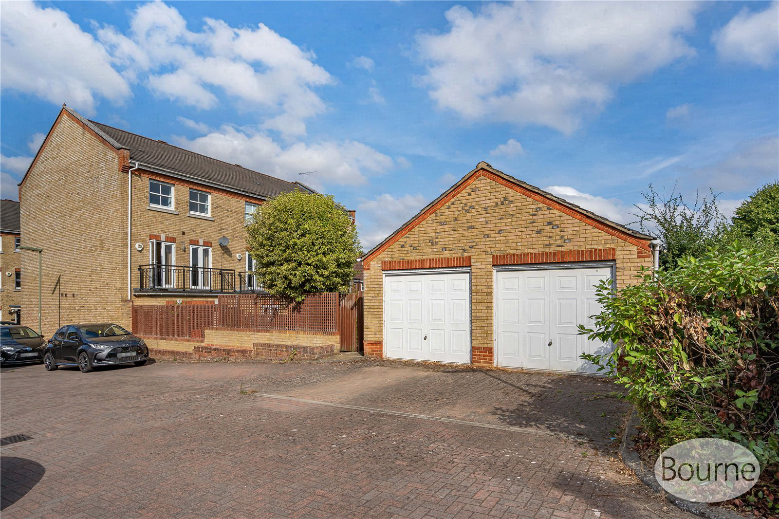 Florence Way, Knaphill, Woking, Surrey, GU21, photo 24