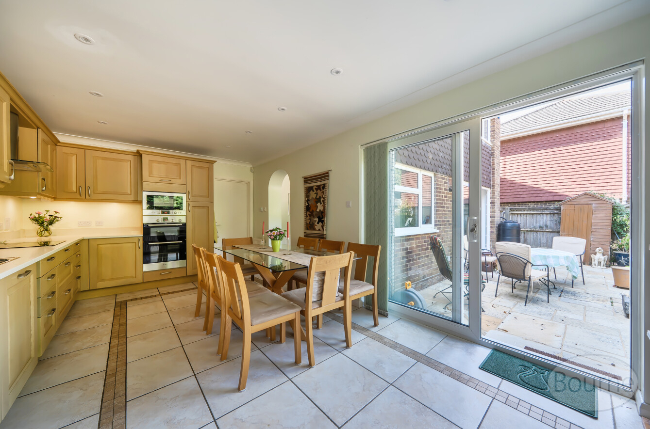 Parkfield, Godalming, Surrey, GU7, photo 6