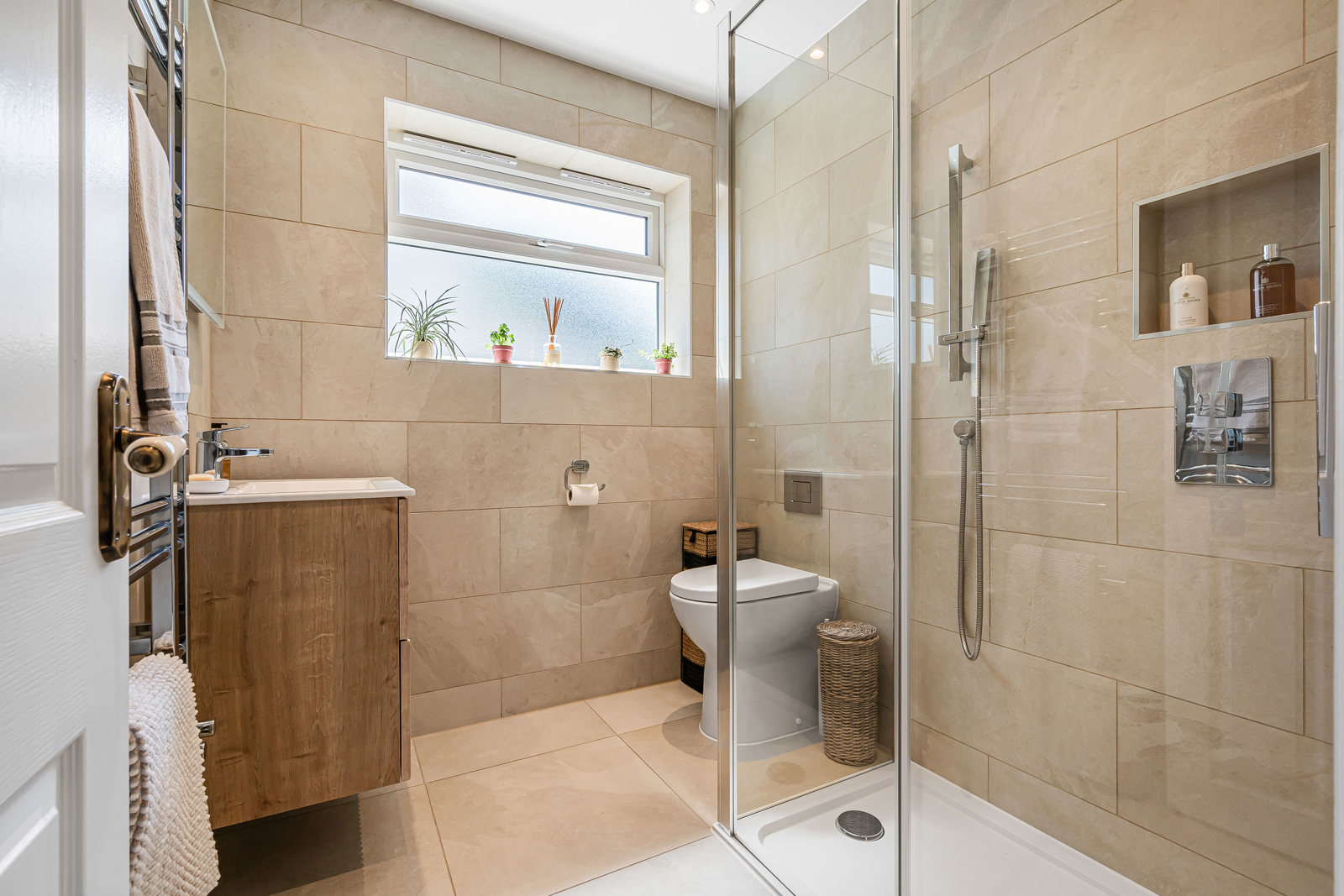 Downsview Close, Downside, Cobham, Surrey, KT11, photo 7