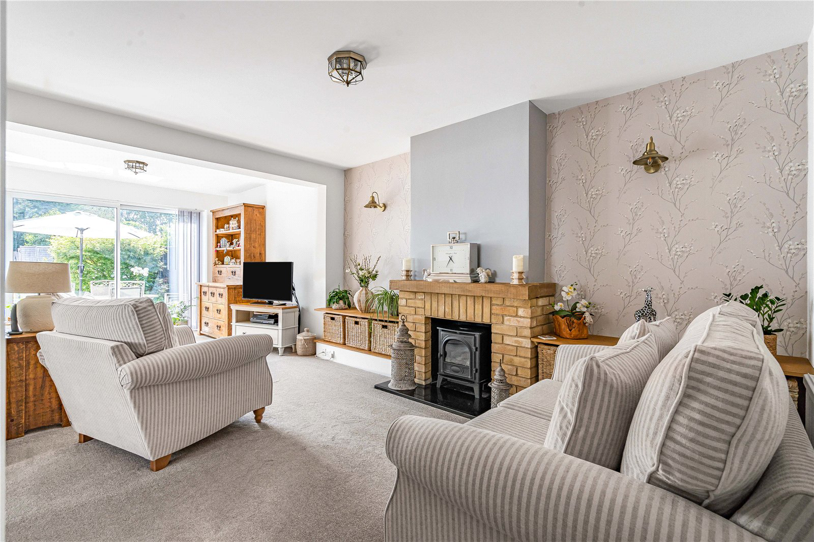 Downsview Close, Downside, Cobham, Surrey, KT11, photo 3