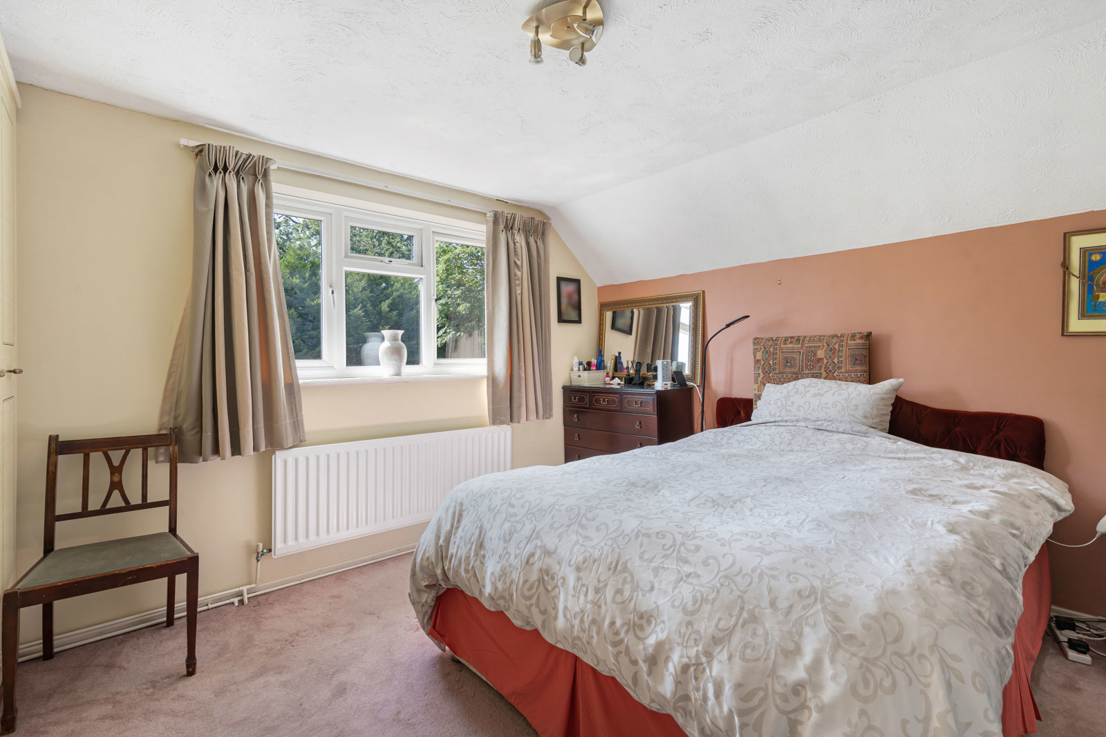 Santina Close, Farnham, Surrey, GU9, photo 8