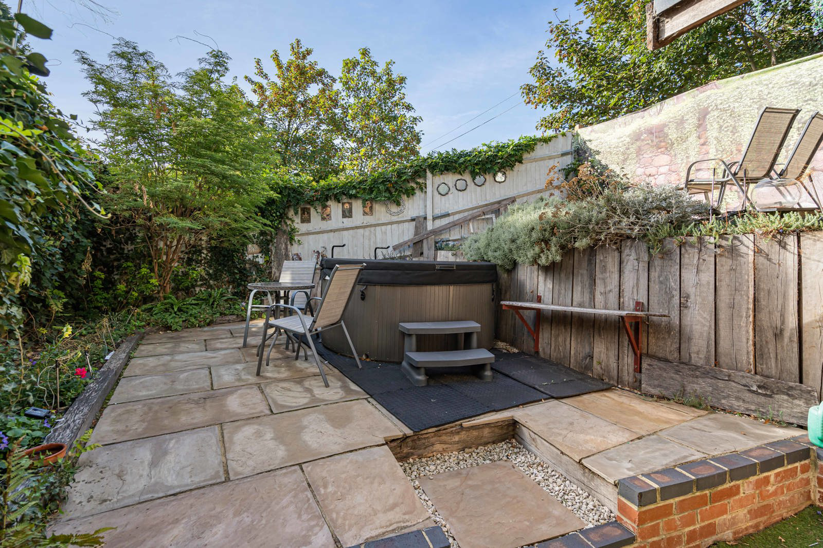 St. Johns Road, St Johns, Woking, Surrey, GU21, photo 14