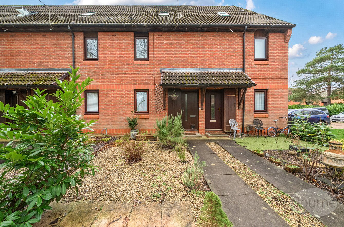 Tolvaddon Close, Goldsworth Park, Woking, Surrey, GU21