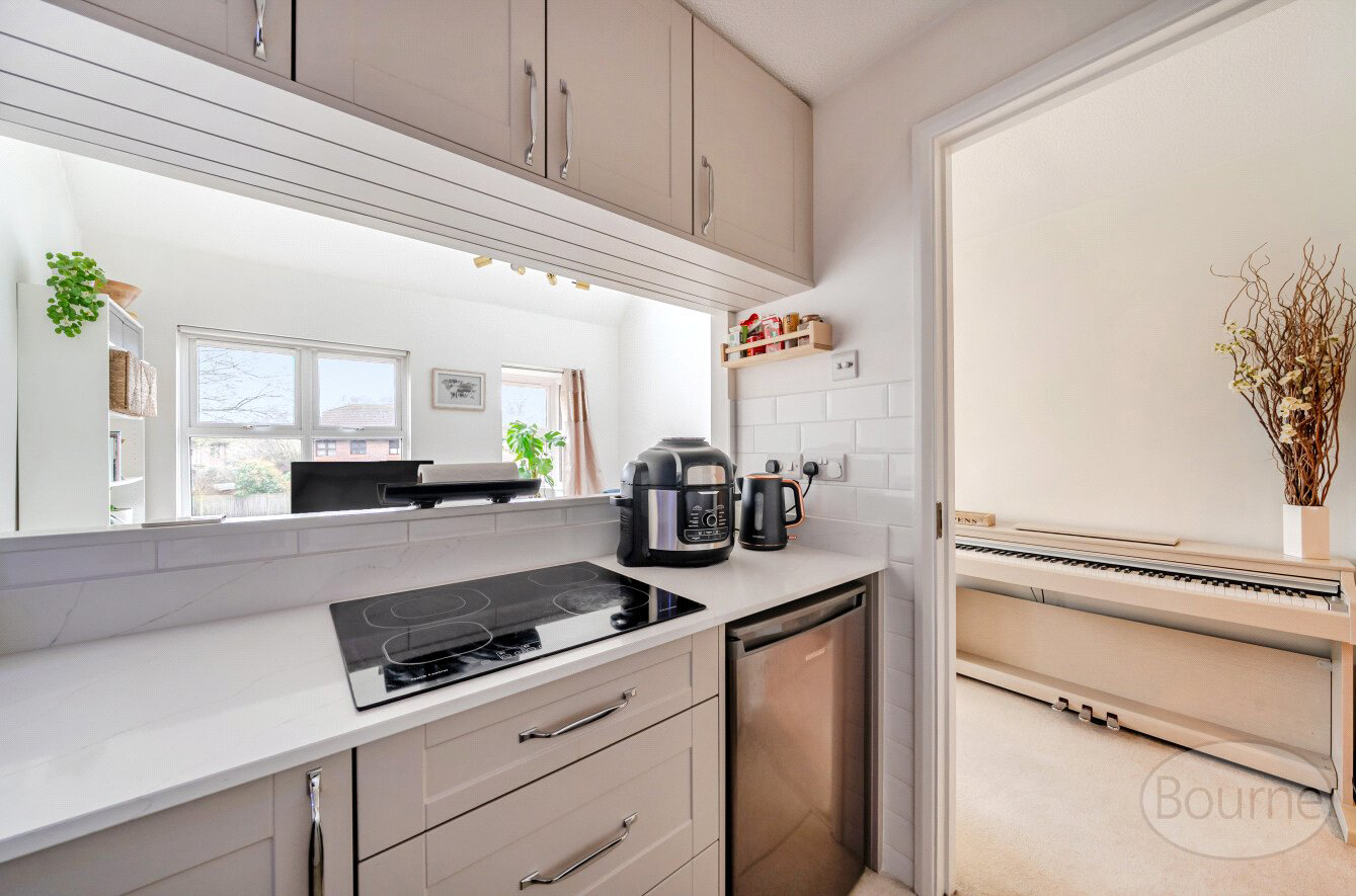 Tolvaddon Close, Goldsworth Park, Woking, Surrey, GU21, photo 16