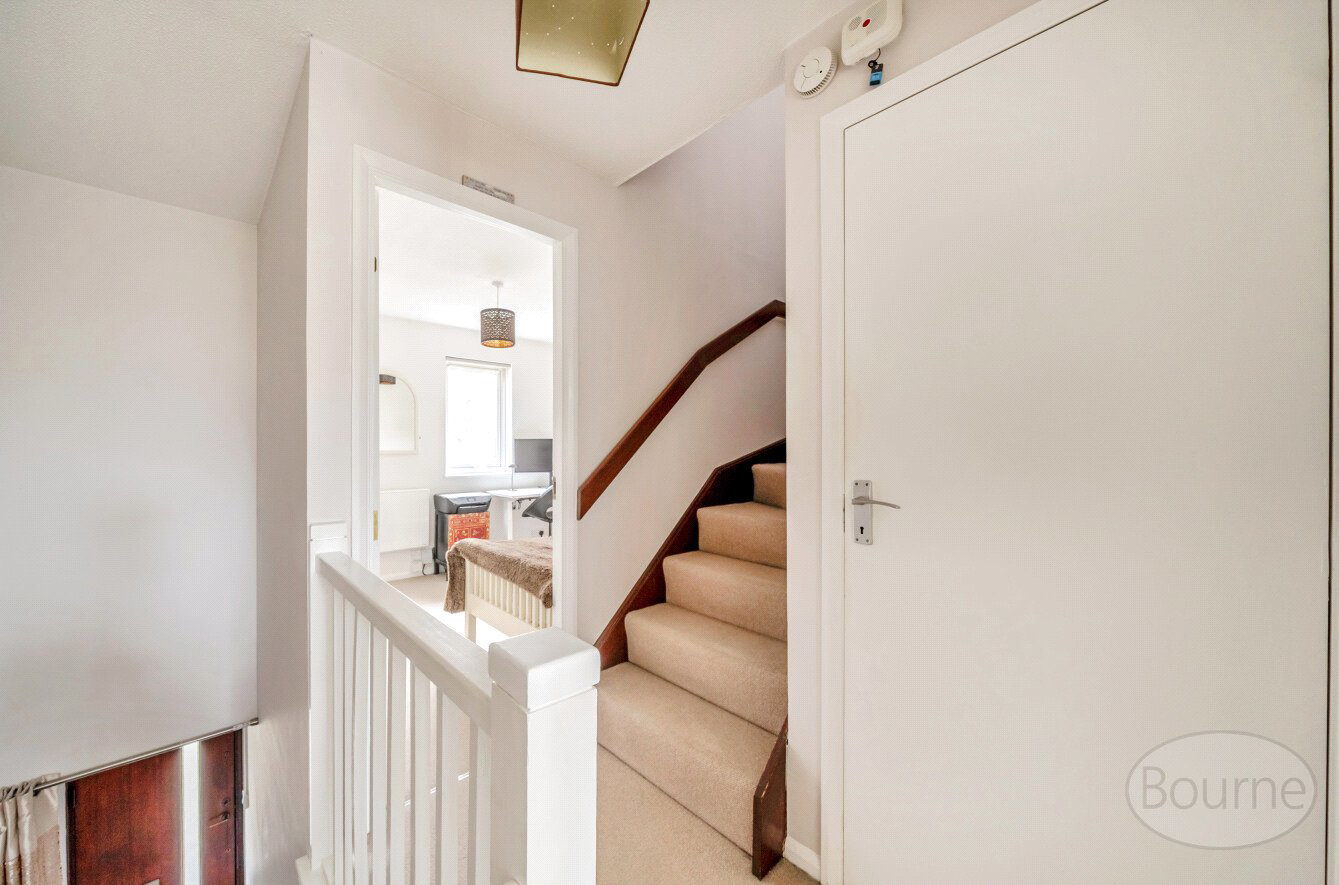 Tolvaddon Close, Goldsworth Park, Woking, Surrey, GU21, photo 11