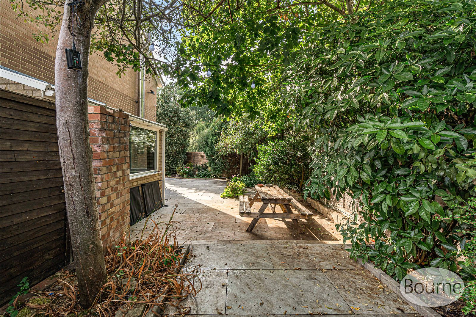 Regalfield Close, Guildford, Surrey, GU2, photo 19