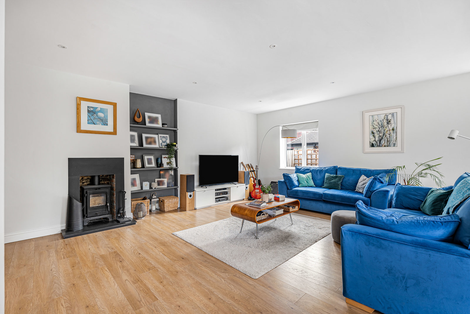 Farnham Road, Holt Pound, Farnham, Hampshire, GU10, photo 15