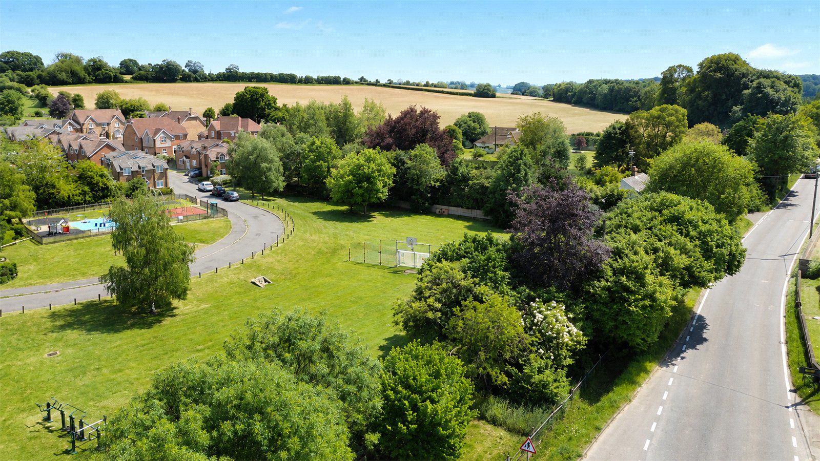 Upper Farringdon Road, Lower Farringdon, Alton, Hampshire, GU34, photo 16